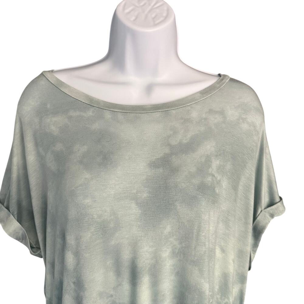 Cloud Wash Relaxed Fit Tee - Picture 4 of 4